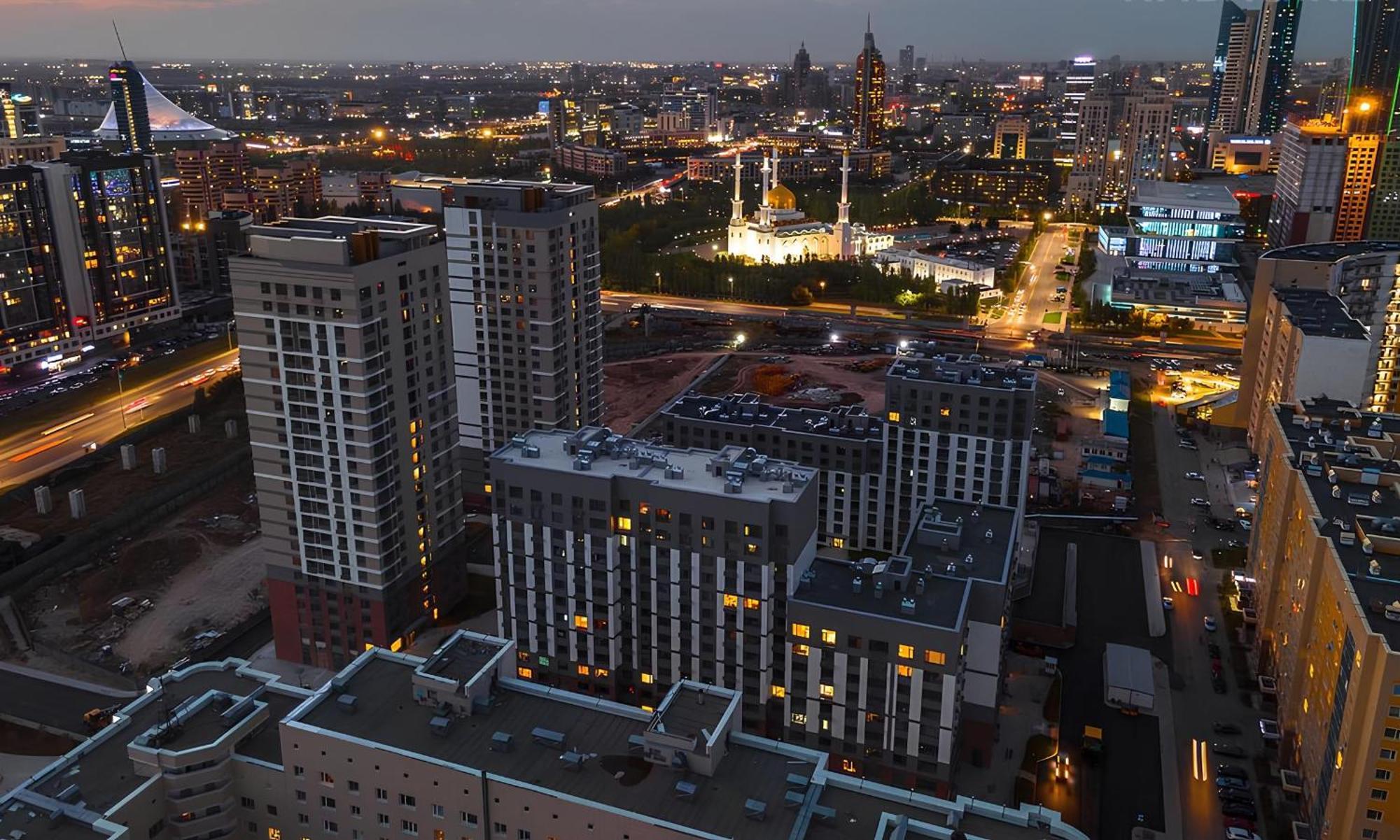 Оазис В Центре Столицы Astana Exterior foto